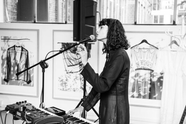 10c091f5-51b5-6352-23a3-ef24b15a624e