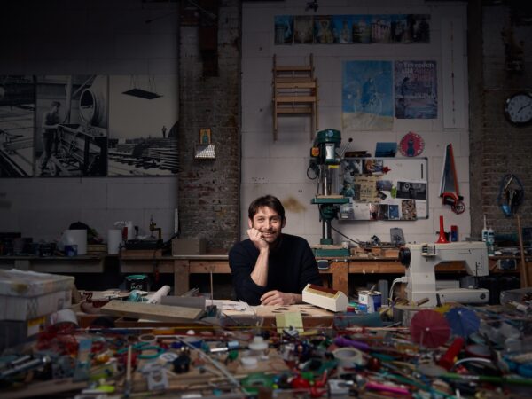 Floris in atelier gallery untitled